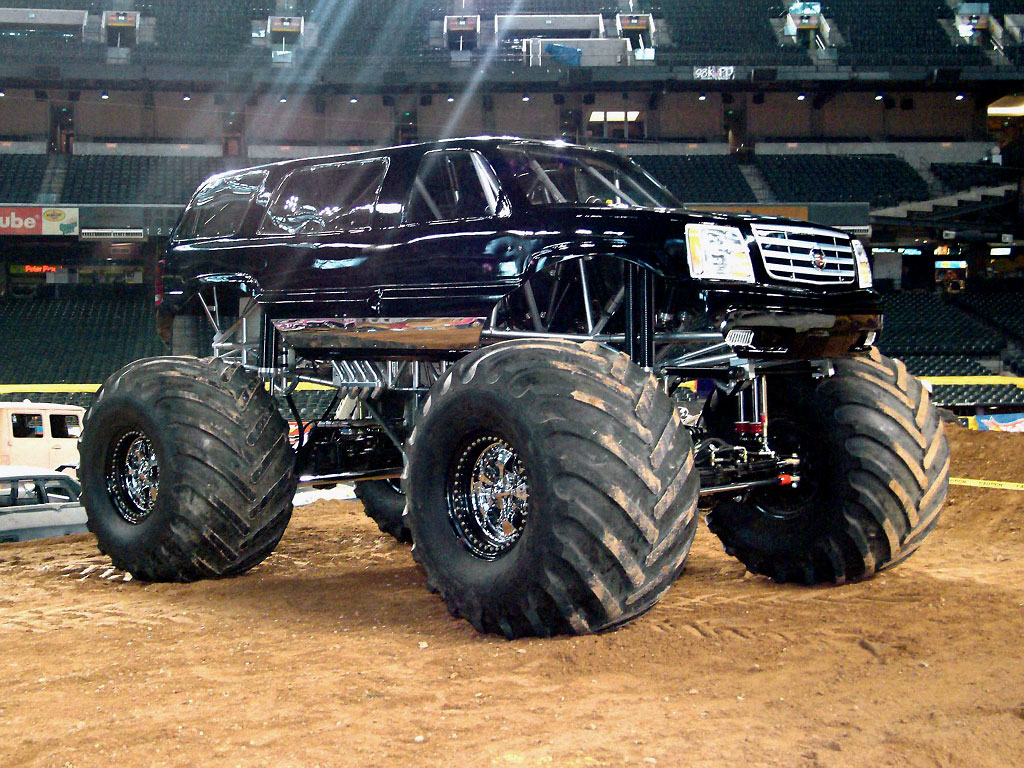 cadillac_escalade-_2006-_monster_truck_jam